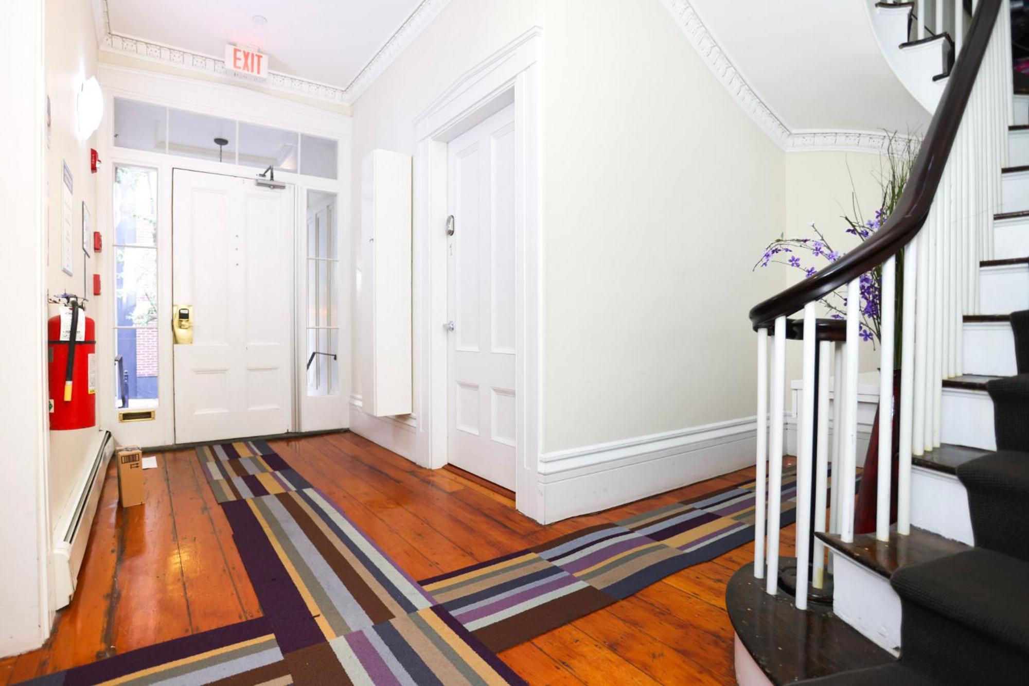 Charming & Stylish Studio On Beacon Hill #2 Boston Bagian luar foto
